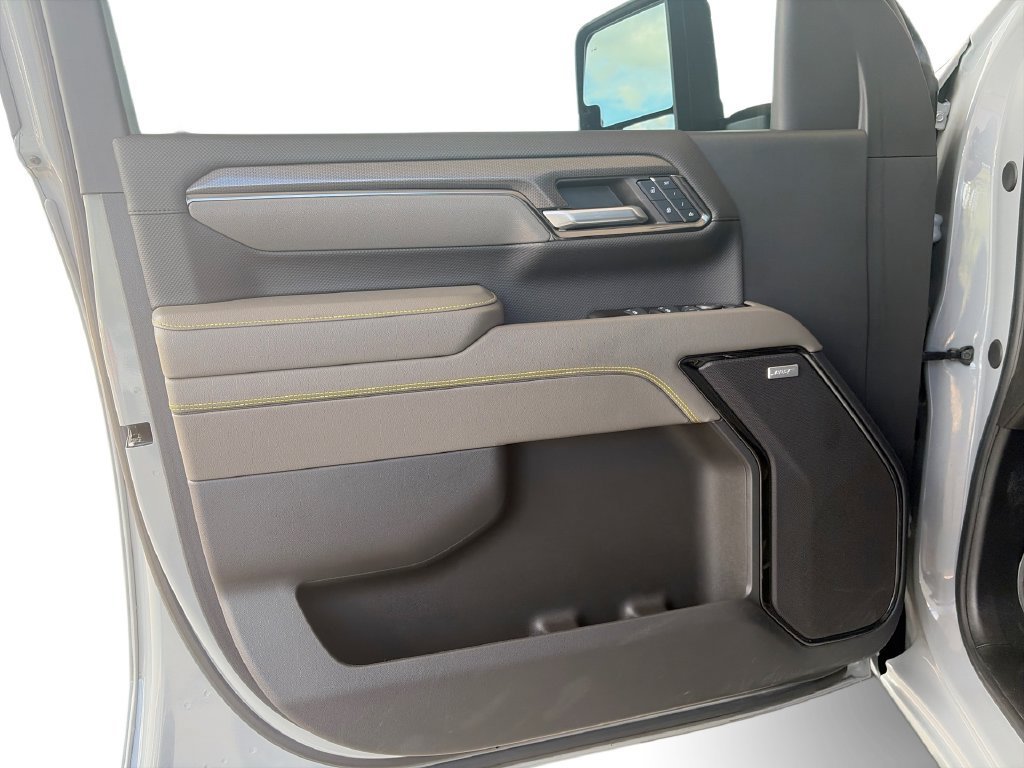 2024 Chevrolet Silverado 2500HD ZR2 - Photo 23