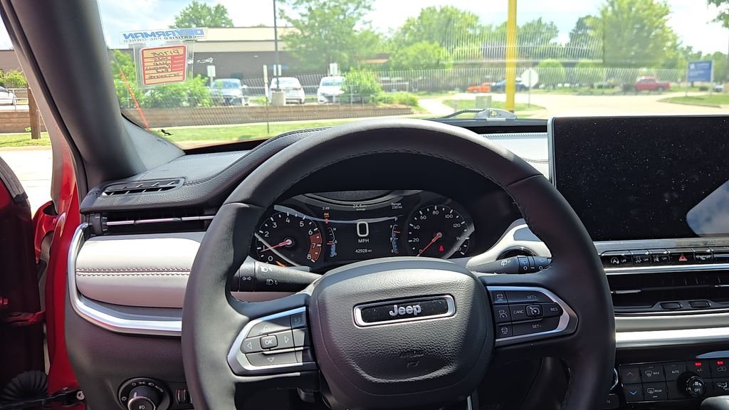 Used 2025 Red Jeep Limited image 10