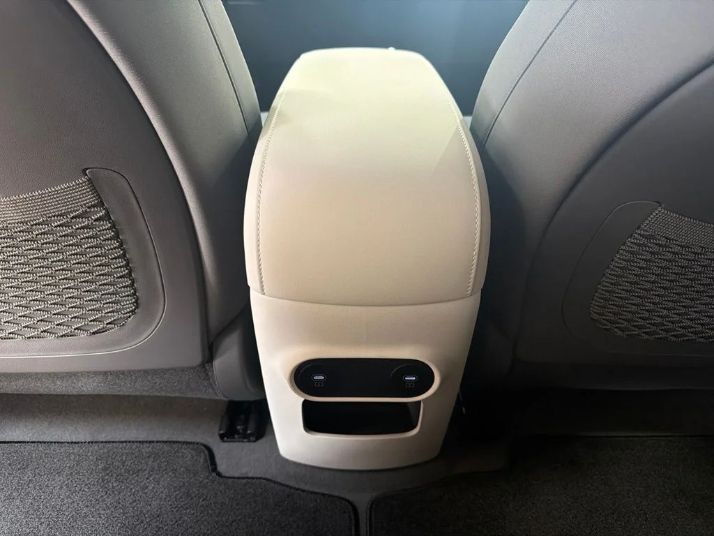 New 2027 Lucid Blue Hyundai SE image 18
