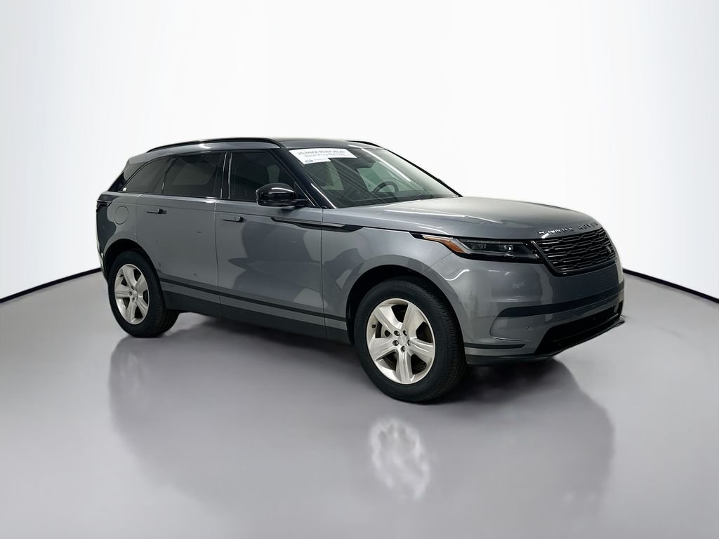 Used 2025  Land Rover S image 7