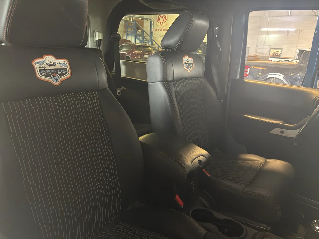 Used 2012 Grey Jeep Arctic image 9