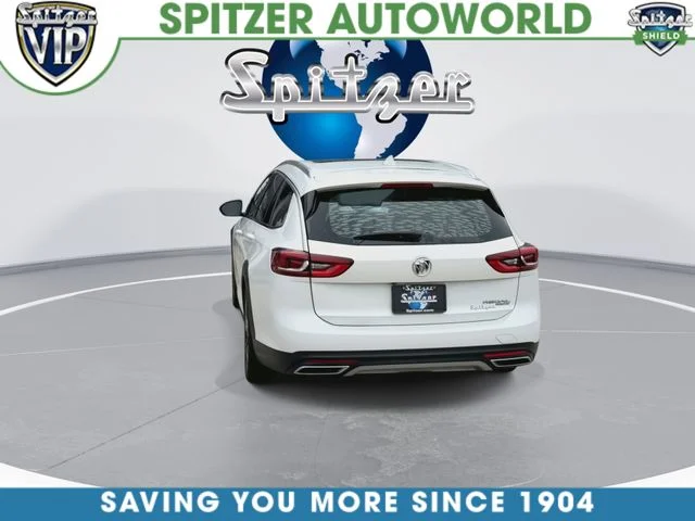 Used 2019 White Buick Essence image 8