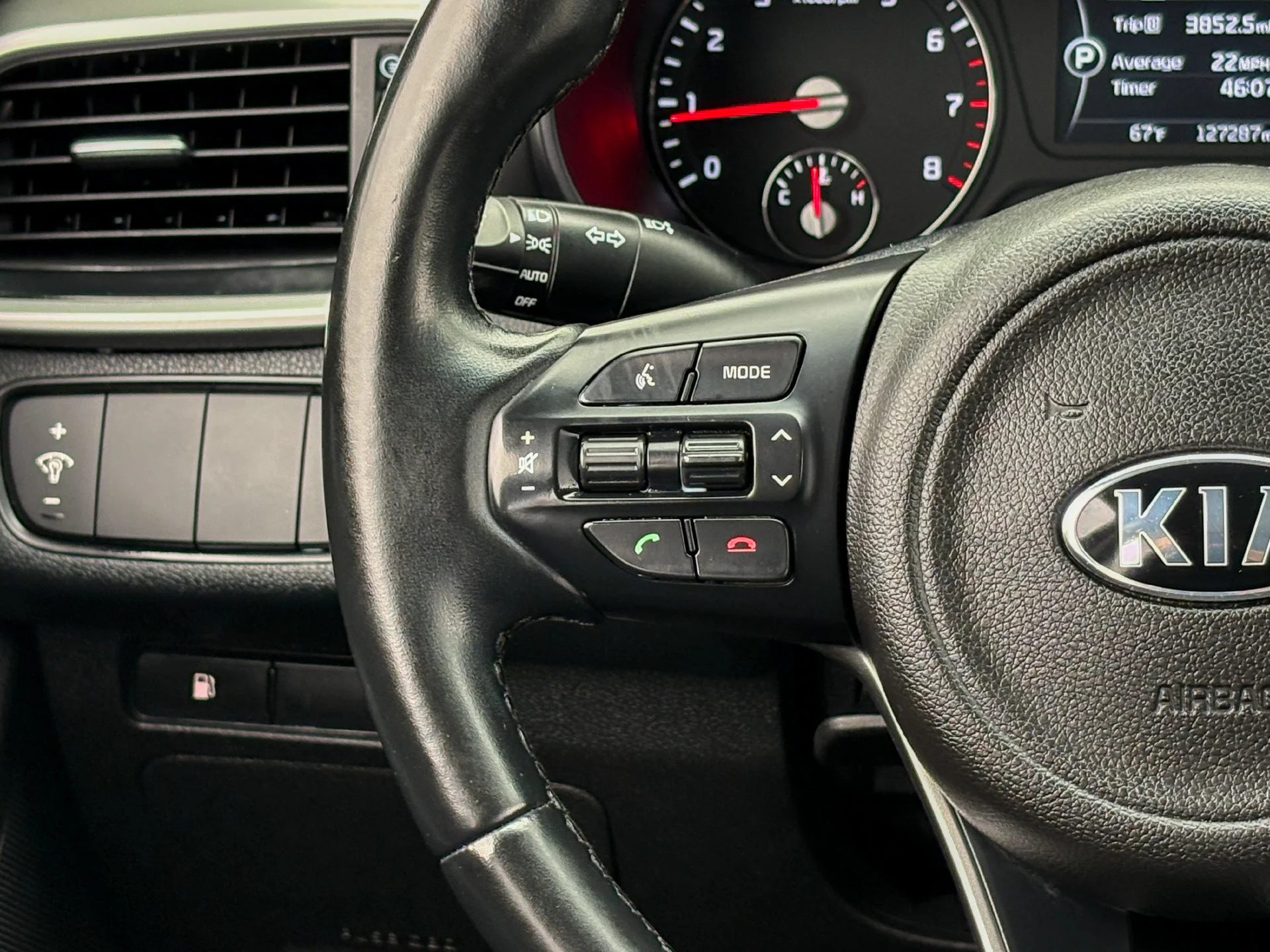 Used 2018 Purple Kia LX image 18