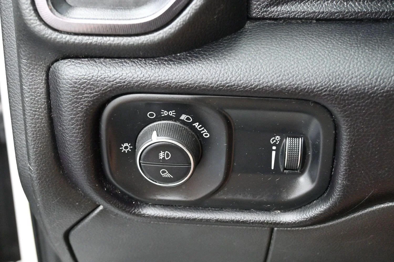 Used 2021  RAM Power Wagon image 24
