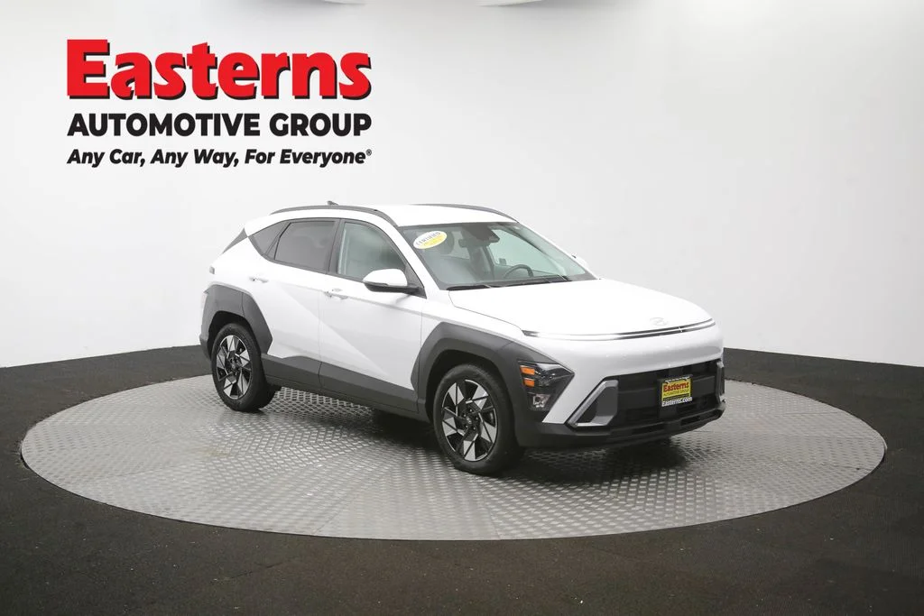 Used 2024 White Hyundai SEL image 48