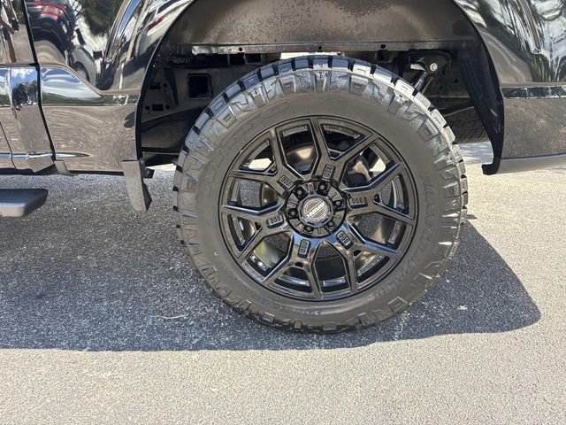 Used 2022 Black Metallic Ford XLT image 11
