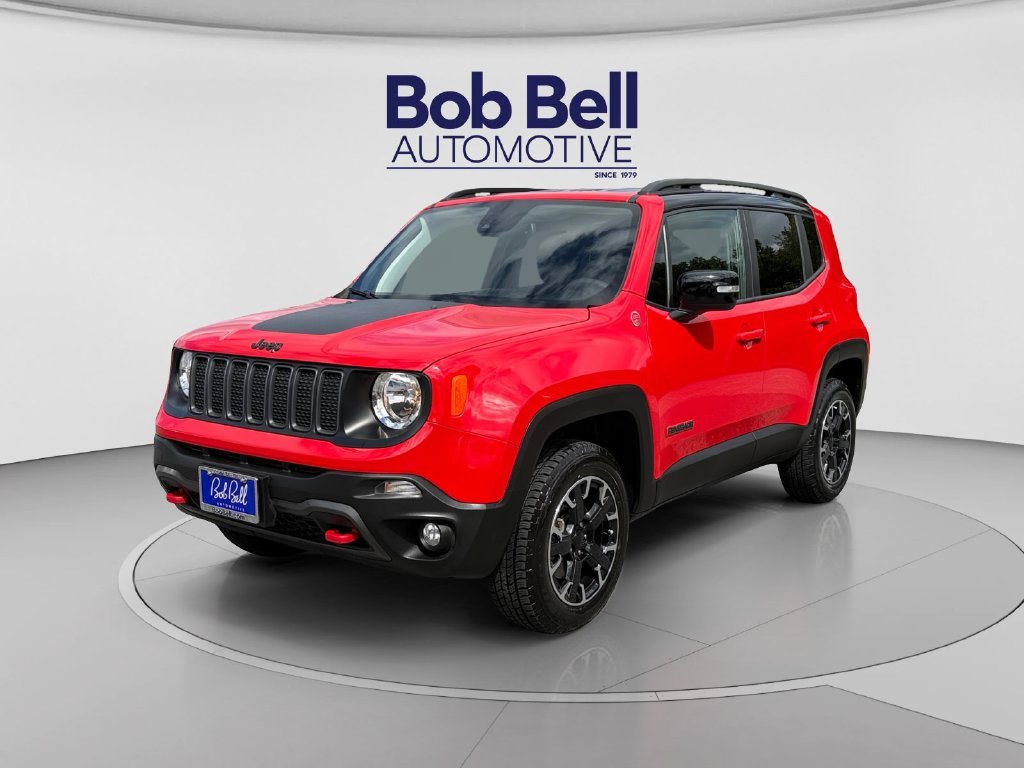 Used 2023 Colorado Red Clearcoat Jeep Trailhawk image 3