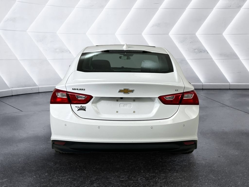 Used 2024 Summit White Chevrolet 1LT image 5