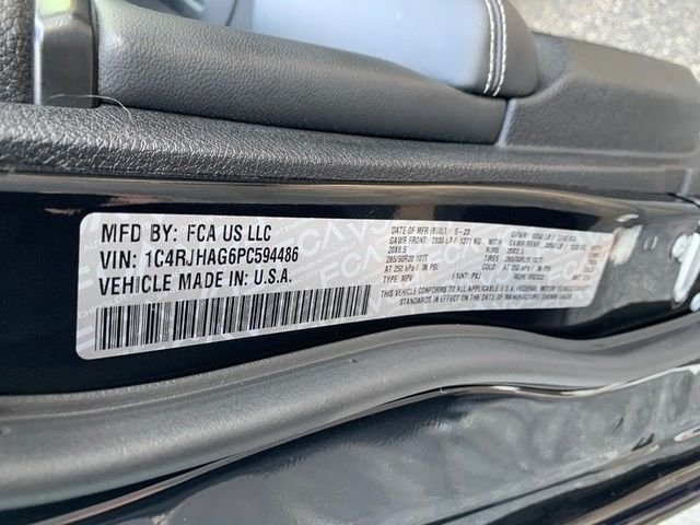 Used 2023 Black Jeep Altitude X image 24