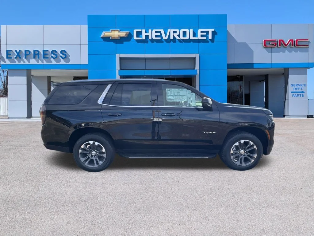 2026 Chevrolet Tahoe LS - Photo 2
