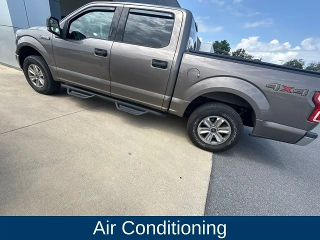 Used 2019 Gray Ford XLT image 11
