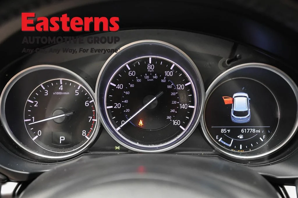 Used 2019 White Mazda Touring image 18