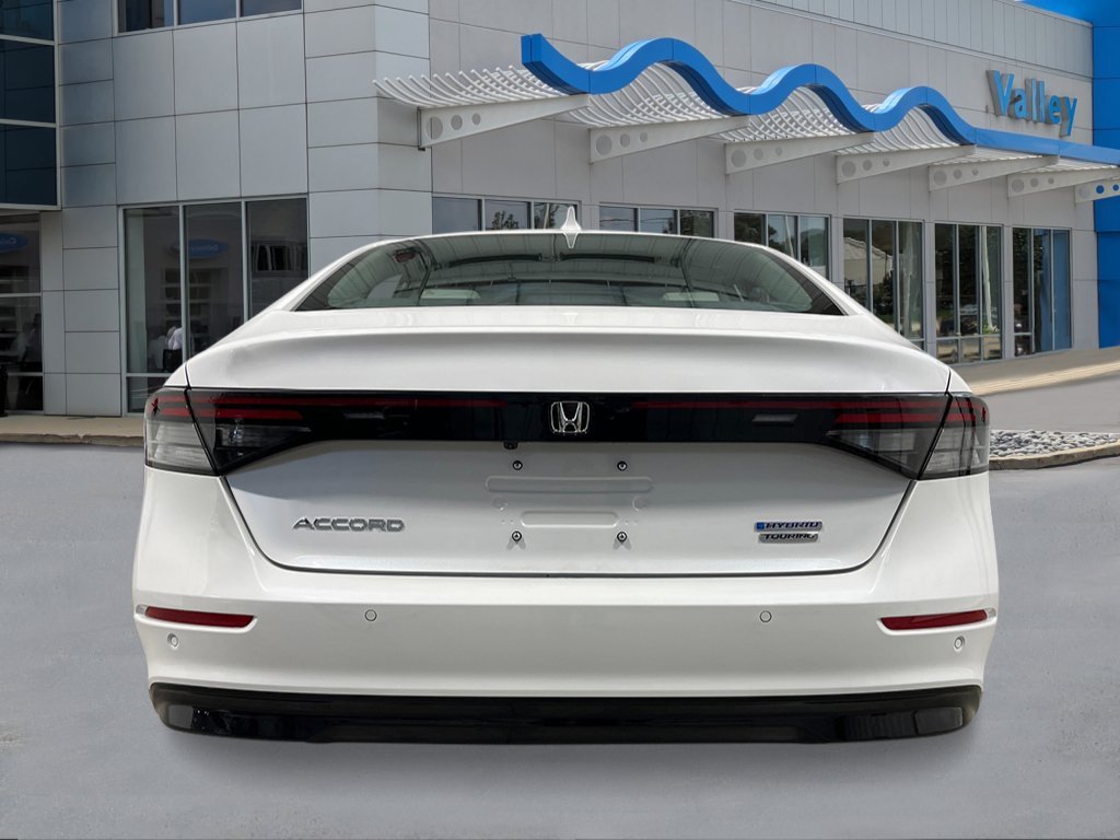 New 2026 Platinum White Pearl Honda Touring image 4