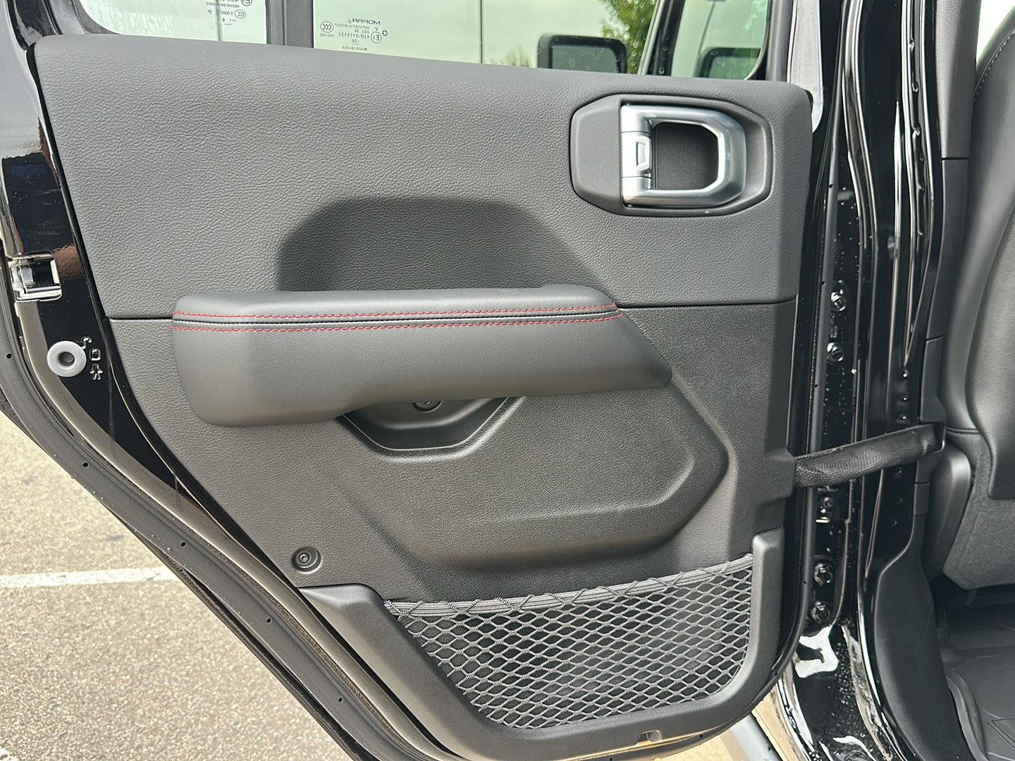 New 2026 Black Clearcoat Jeep Rubicon image 27