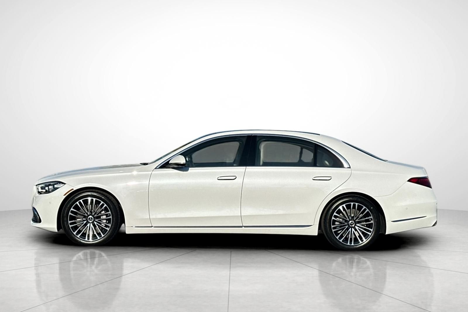2026 Mercedes-Benz S-Class S 580 - Photo 32
