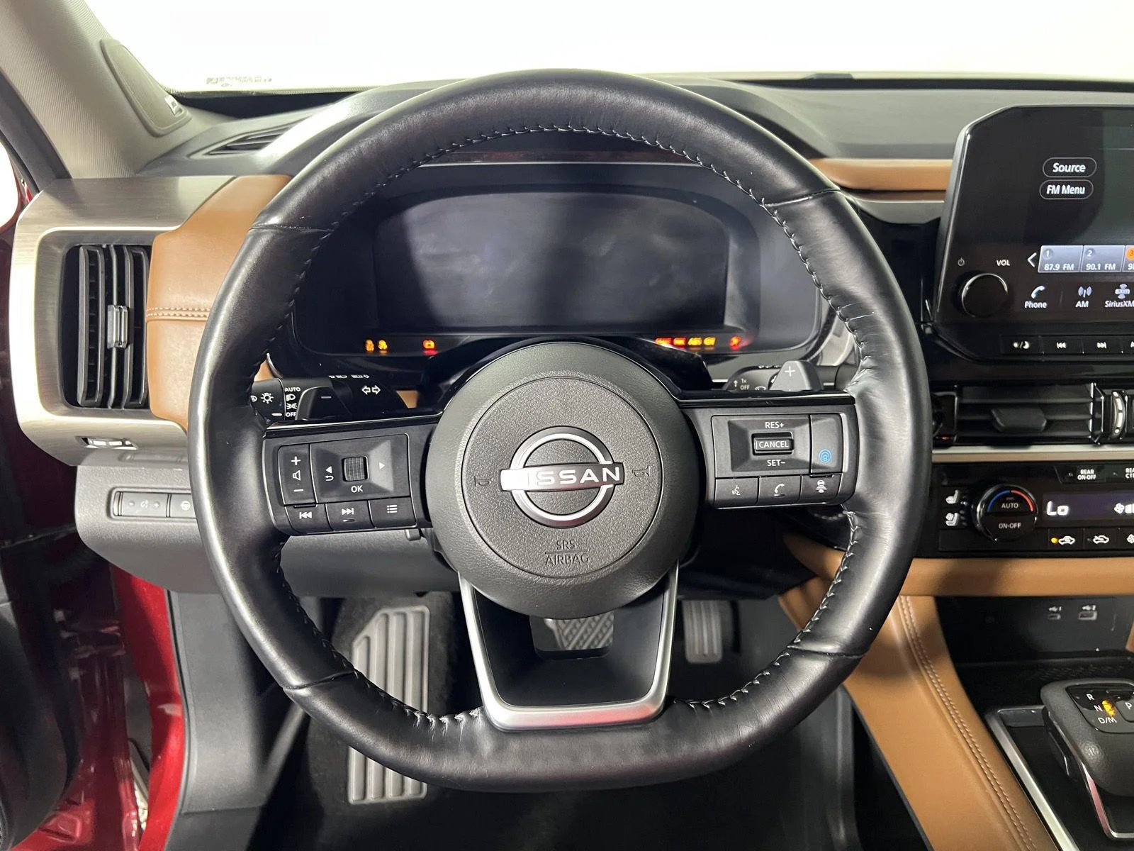 Used 2024 Scarlet Ember Nissan Platinum image 17