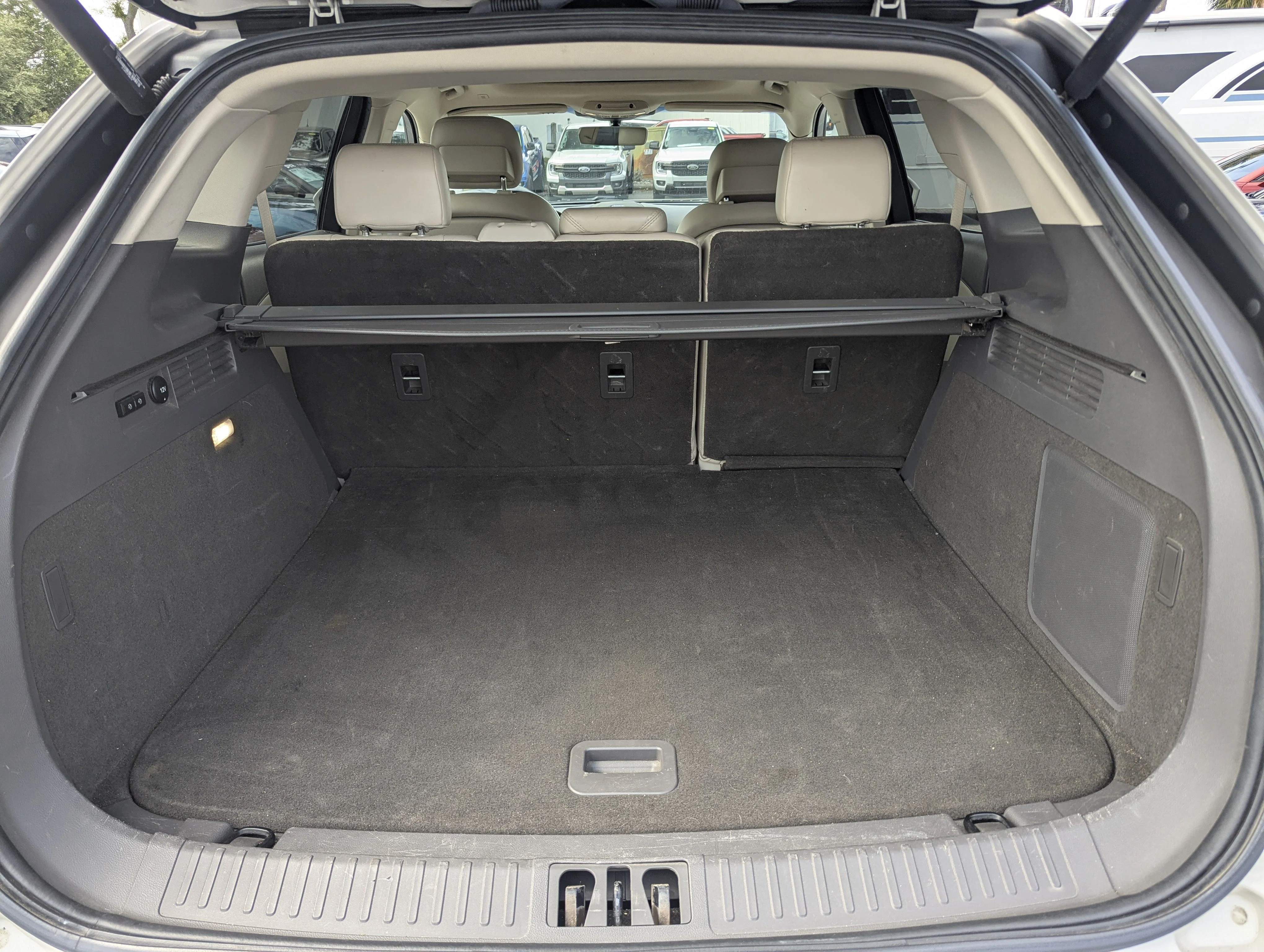 Used 2019 Ceramic Pearl Metallic Tri-Coat Lincoln Reserve image 13