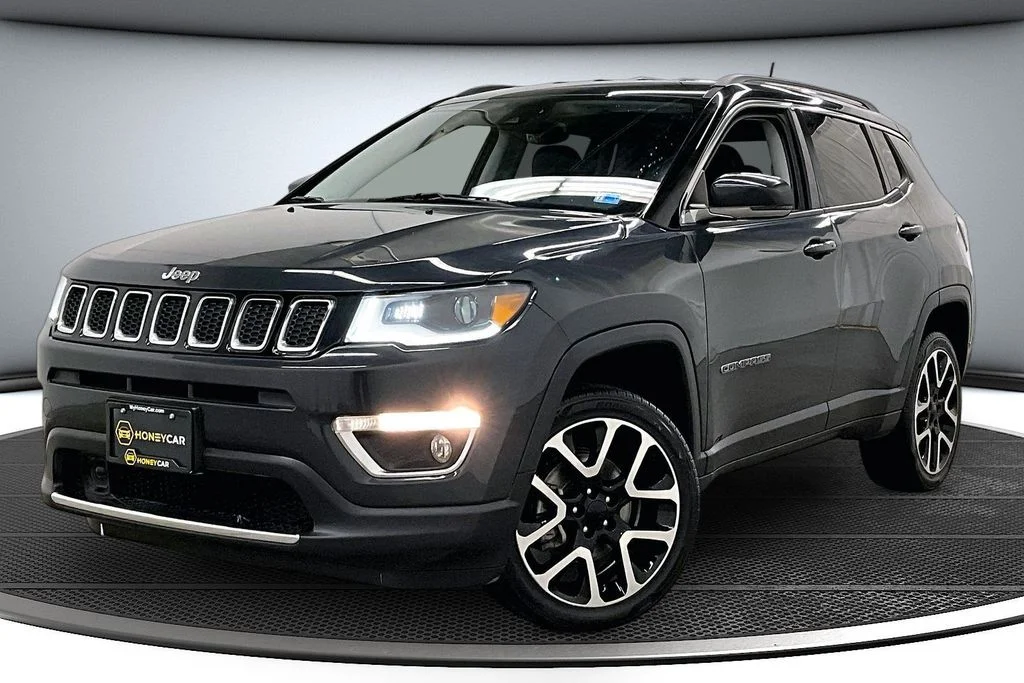 Used 2018 Black Jeep Limited image 3