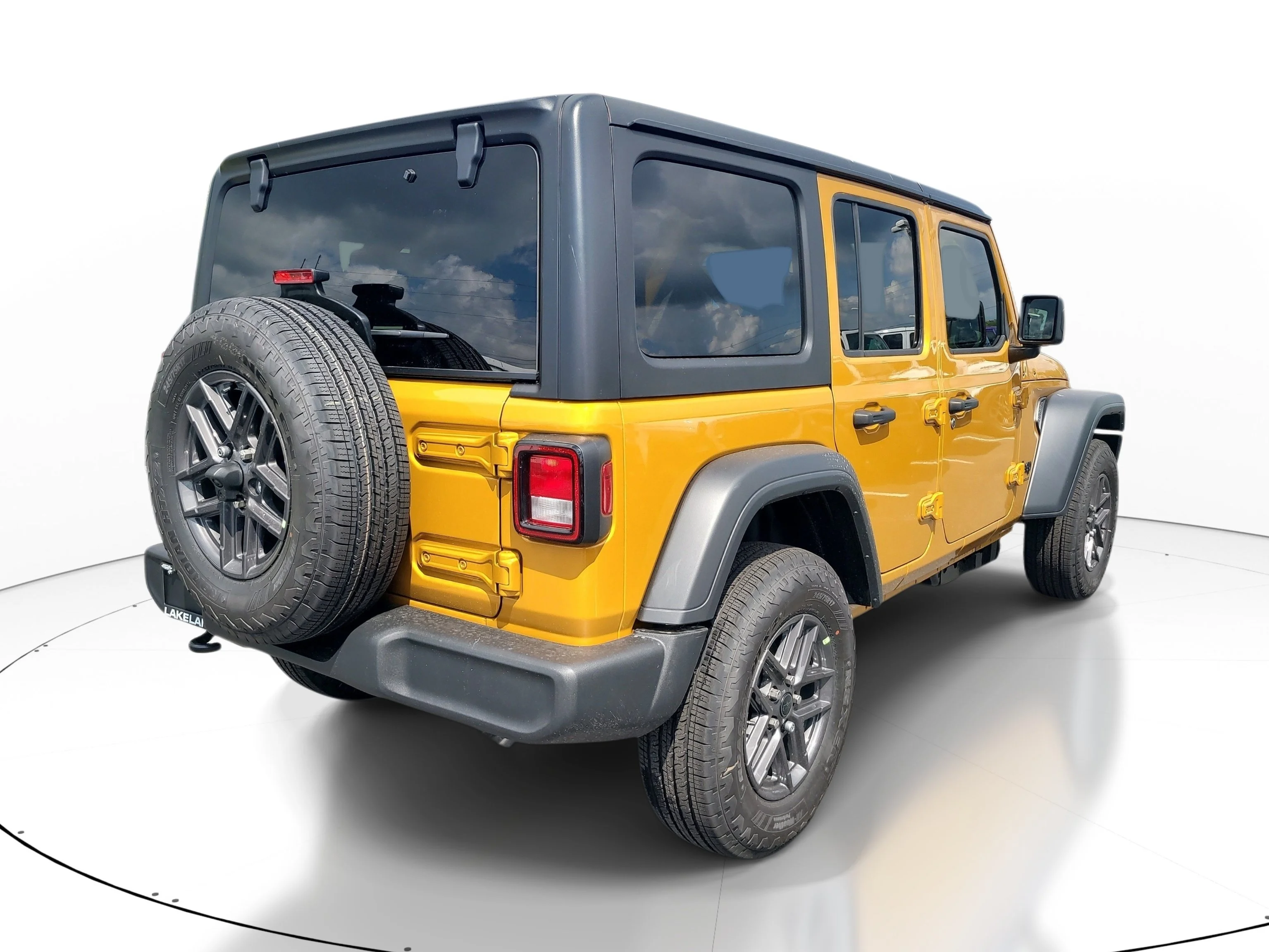 New 2026 Goldilocks Jeep Sport S image 6