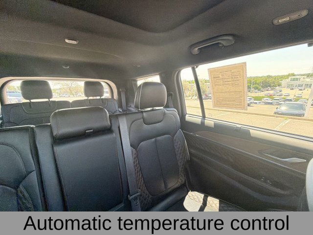 Used 2021 Silver Jeep Summit image 16
