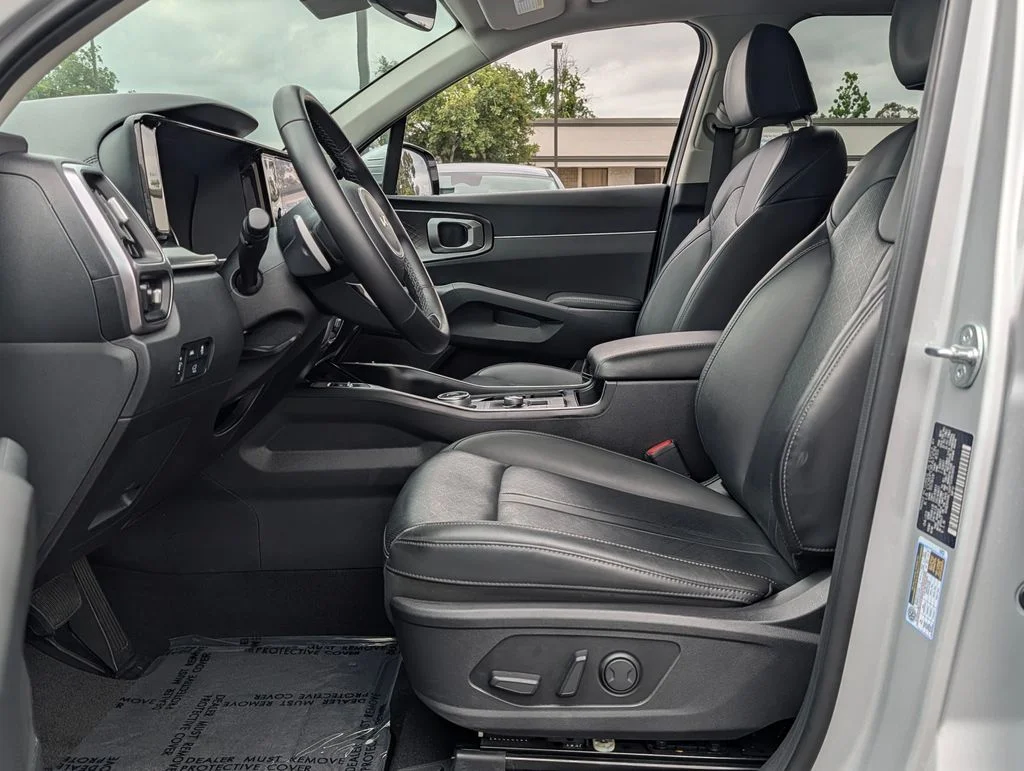2023 Kia Sorento EX Hybrid - Photo 12