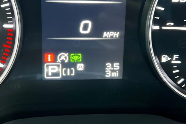 New 2026 LITHIUM RED PEARL Subaru Limited image 22