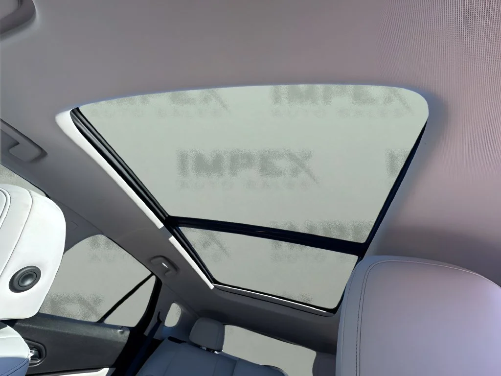 Used 2026 White Honda Touring image 11