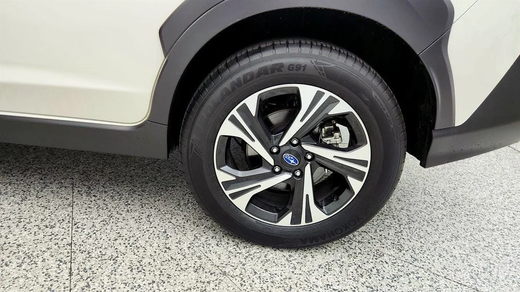 Used 2025 Crystal White Pearl Subaru Premium AWD w/ Power Moonroof & Power Driver Seat image 9