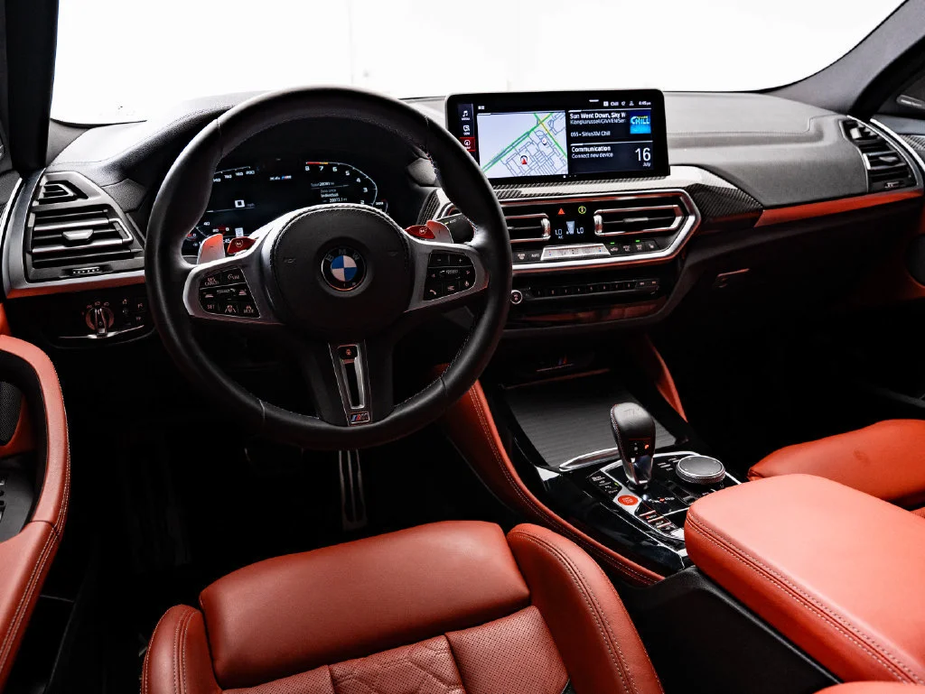 Used 2024 Alpine White BMW  image 4