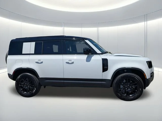 Used 2026 Fuji White Land Rover S image 6