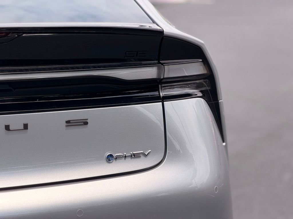 New 2026 Cutting Edge Toyota SE image 10
