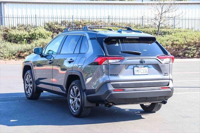 Certified Used 2024 MAGNETIC GRAY MET. Toyota  image 5