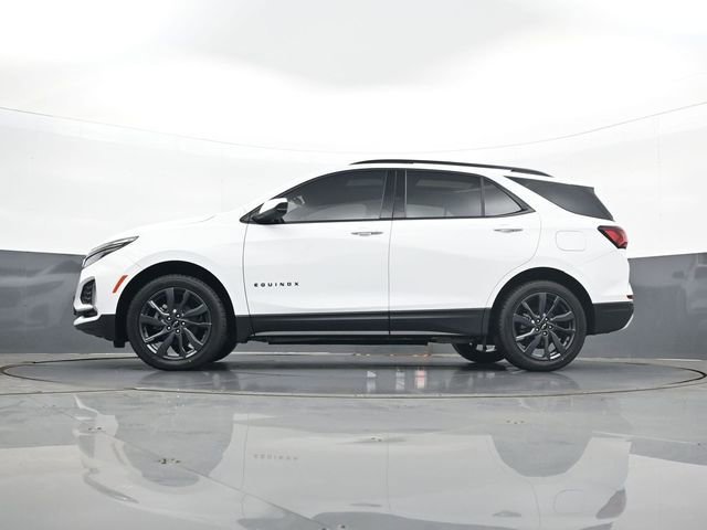 Used 2023 Summit White Chevrolet RS image 28