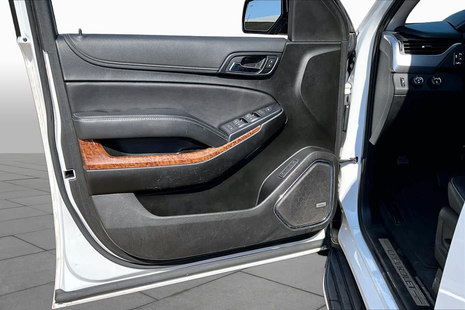 Used 2020 Summit White Chevrolet Premier image 25