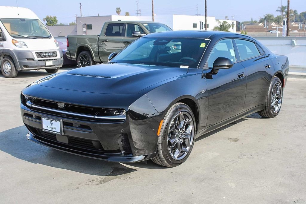 New 2026 Diamond Black Crystal Pearlcoat Dodge R/T Plus image 4