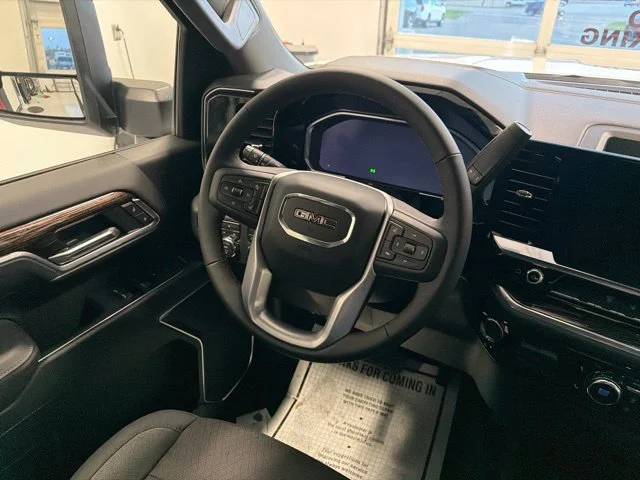 New 2026 Summit White GMC SLE image 32