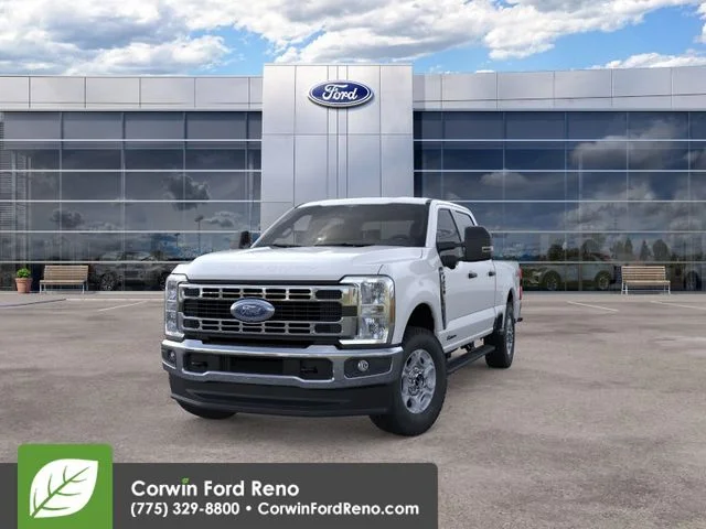 New 2026 Oxford White Ford XLT image 2