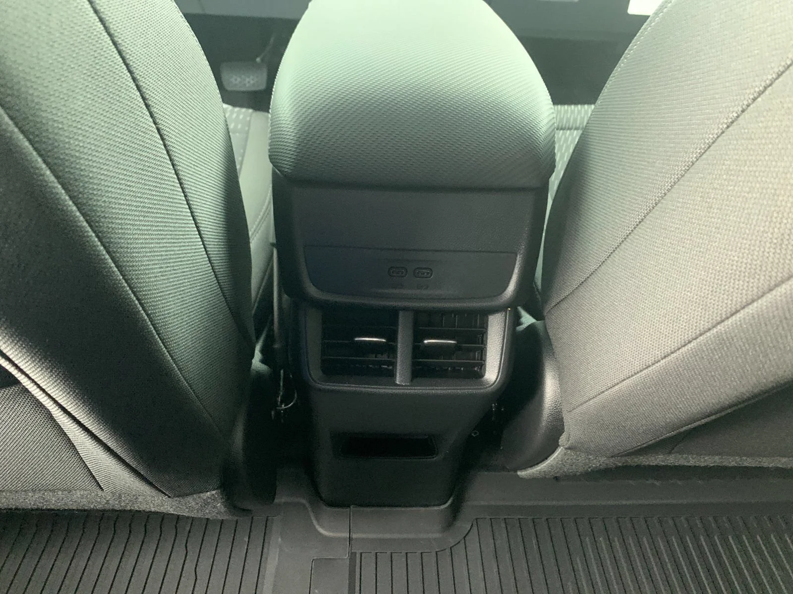 2026 Chevrolet Equinox LT - Photo 11
