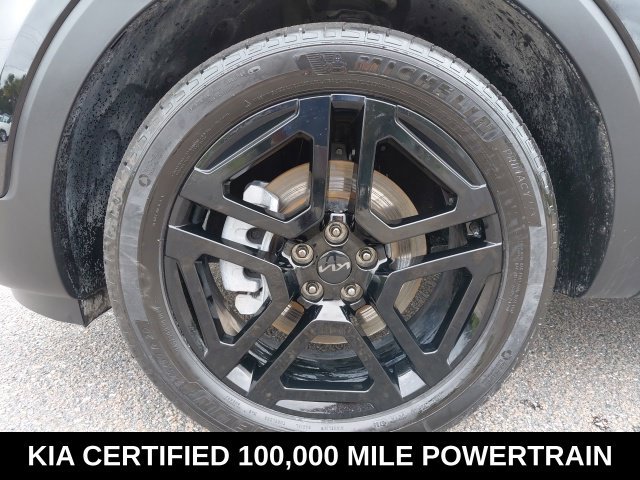 Used 2025 Black Kia SX X-Line image 10