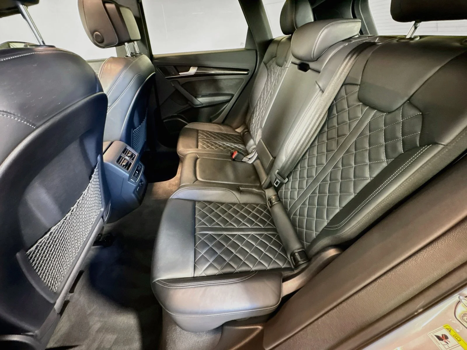 Used 2020 Florett Silver Metallic Audi Premium Plus image 23