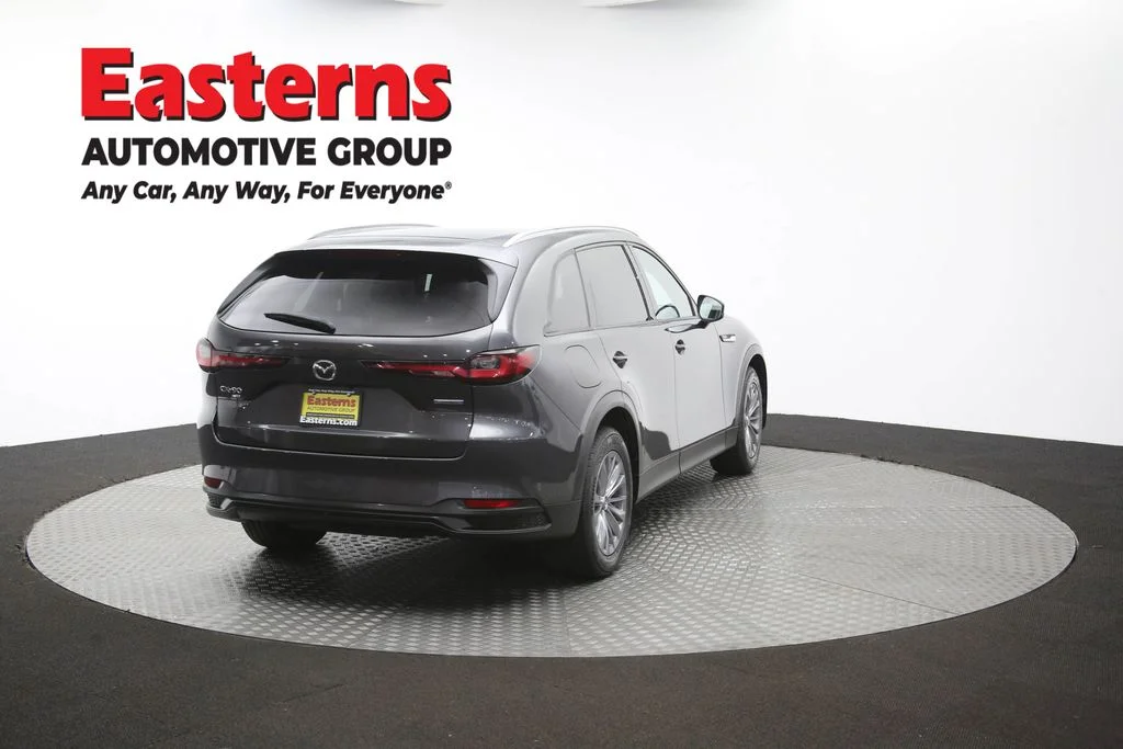 Used 2024 Gray Mazda Preferred image 47