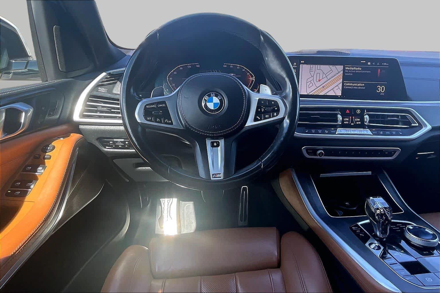 Used 2022 Mineral White Metallic BMW xDrive40i image 6