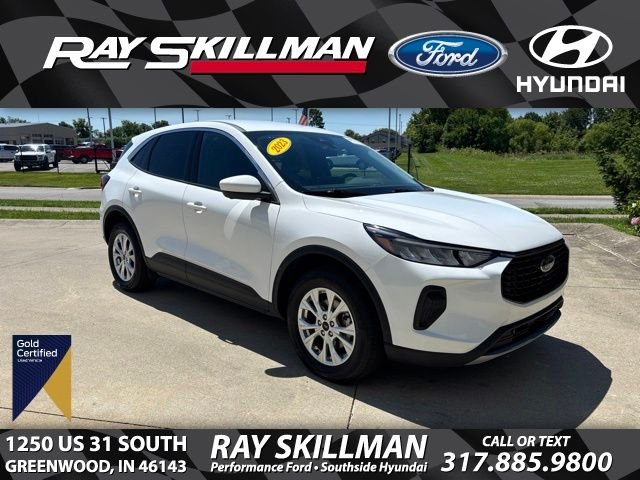 Used 2023 White Ford Active image 1