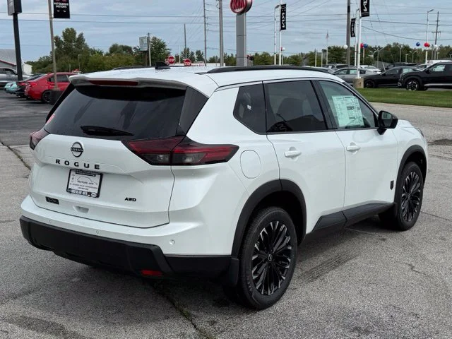 New 2026 Everest White Pearl TriCoat Nissan Dark Armor image 7