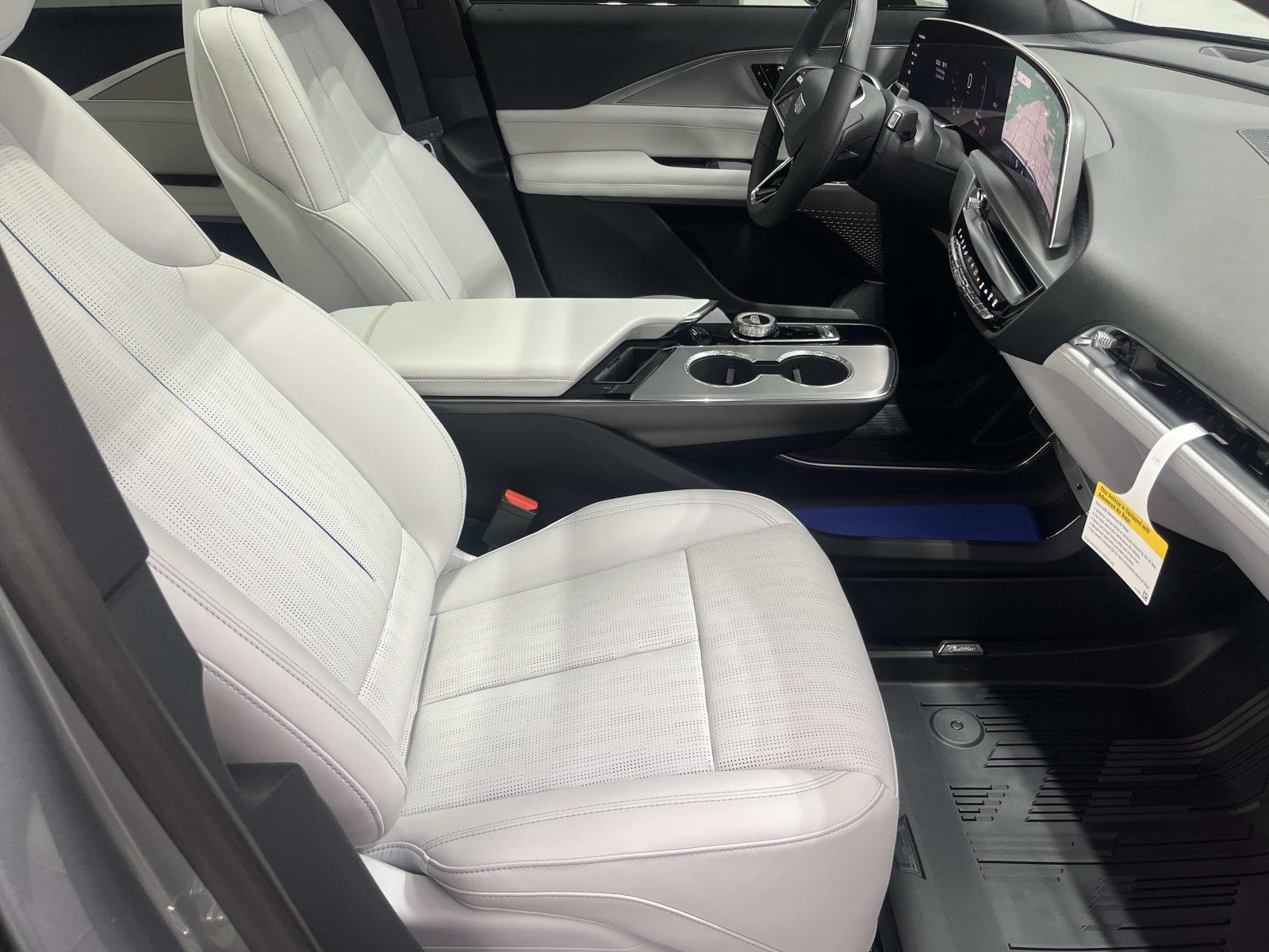 2027 Cadillac LYRIQ Sport - Photo 29
