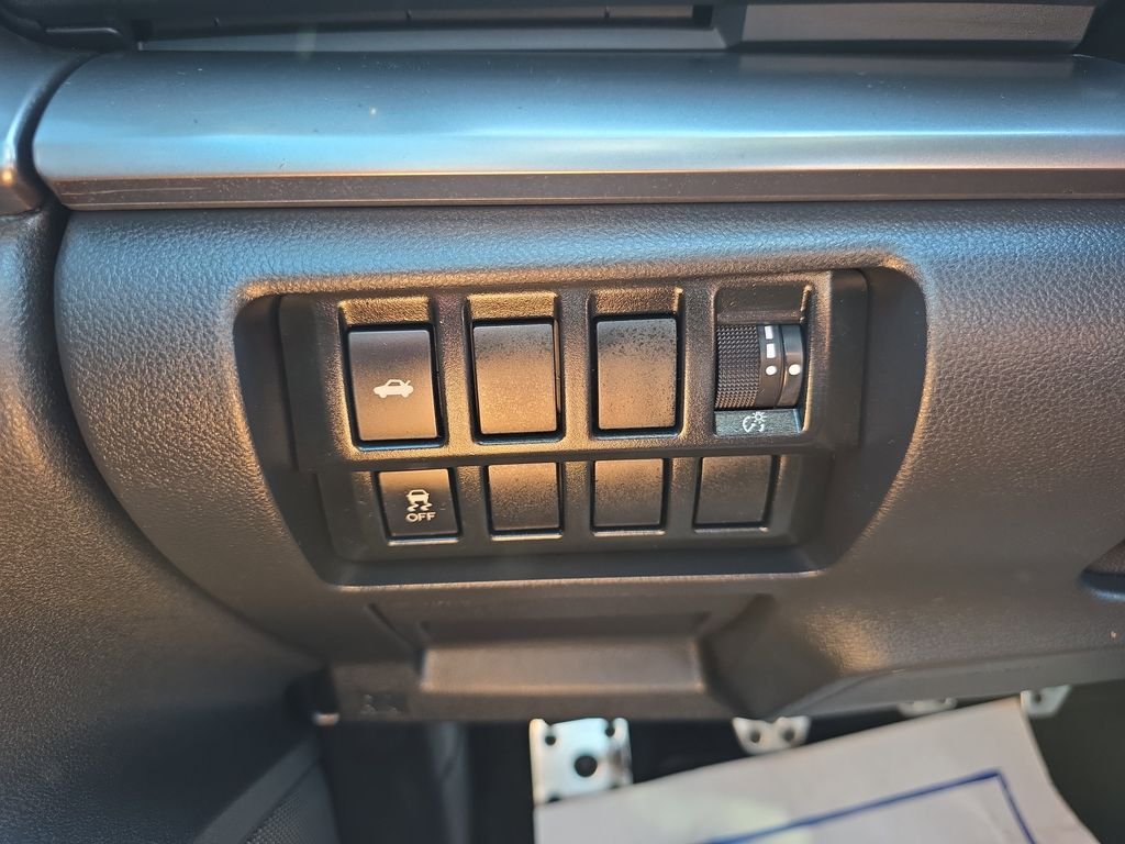 Used 2024 Ice Silver Metallic Subaru Premium image 20