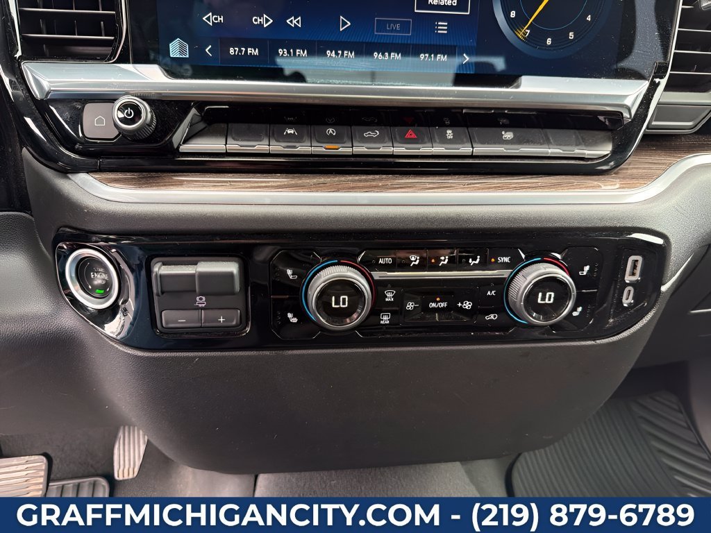 Used 2025 Cypress Gray Chevrolet LT image 28