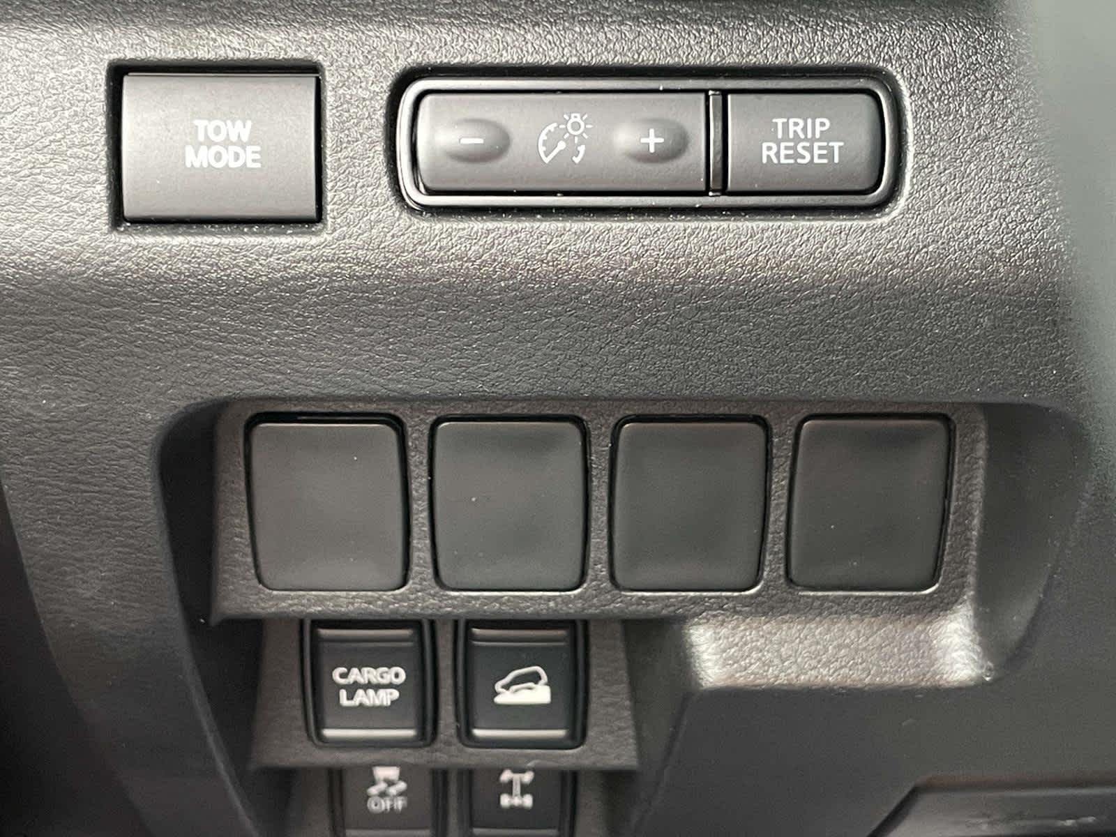 Certified Used 2024 Red Alert Nissan PRO-4X image 34