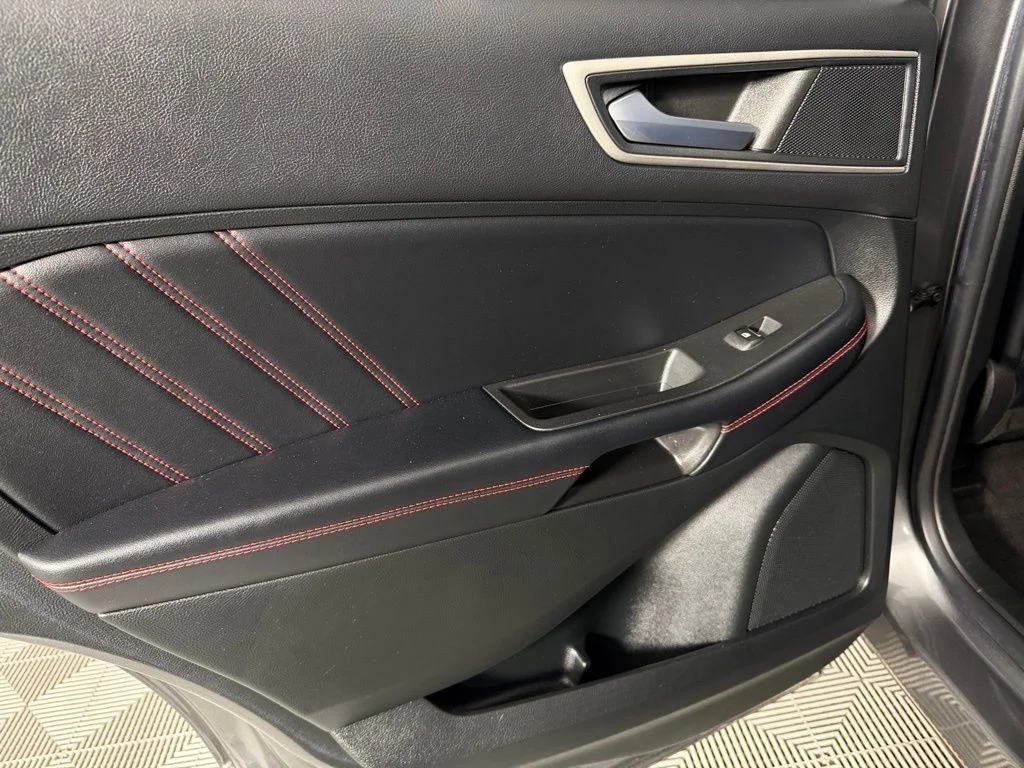 2023 Ford Edge ST-Line - Photo 27