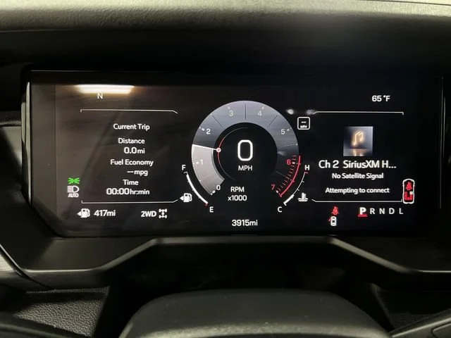 New 2026 Sterling Metallic GMC Elevation image 12